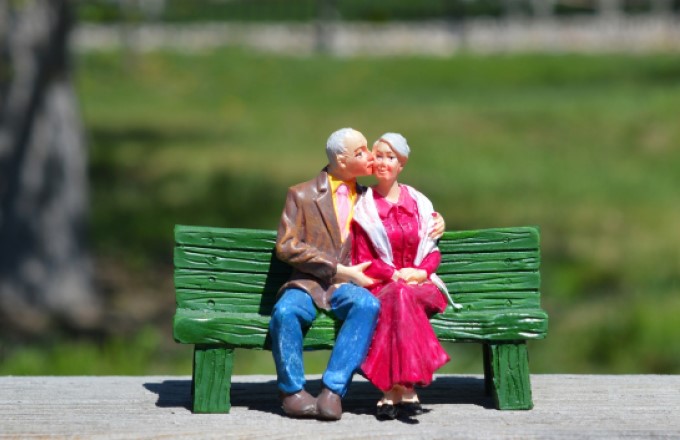 Reminiscing with Alice - An elderly couple on a park bench